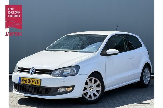 Wit Gebruikt 2010 VW Polo Hatchback | € 5.444 (Eerlijke prijs) - Afbeelding 1/3