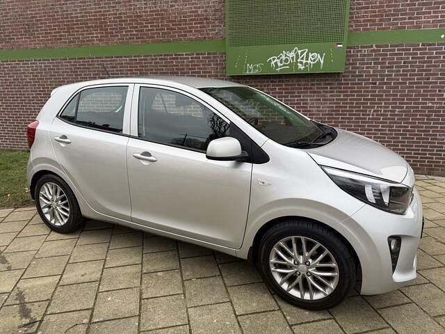 Occasion Kia Picanto 67 PK (49 kW) 2024 Grijs (metallic) Hatchback
