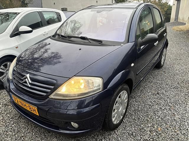 Blauw Occasion 2003 Citroën C3 Exclusive Hatchback | € 1.650 (Goede deal) - Afbeelding 1/4