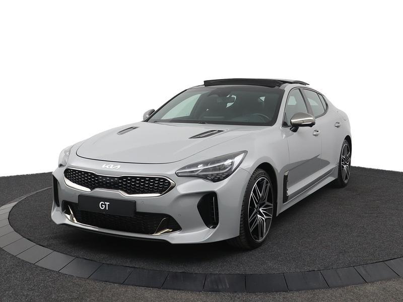 Occasion Kia Stinger Turbo 366 PK (269 kW) 2022 Grijs (metallic) Hatchback