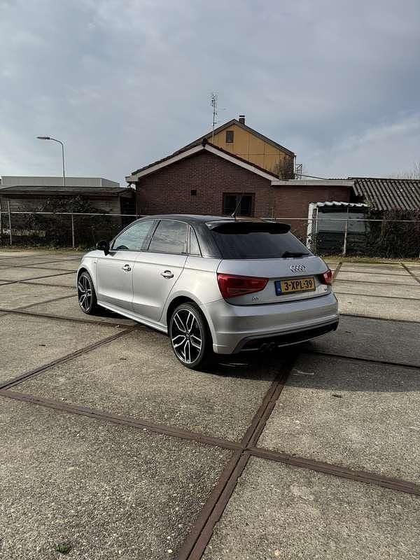Occasion Audi A1 140 PK (102 kW) 2014 Grijs Hatchback