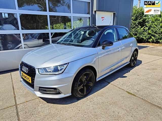 Grijs Gebruikt 2016 Audi A1 Sportback Hatchback | € 8.250 (Eerlijke prijs) - Afbeelding 1/4