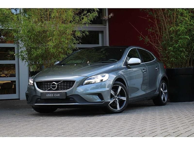 Gebruikt 2018 Volvo V40 Stationwagen | € 22.900 (Iets duurder) - Afbeelding 1/4