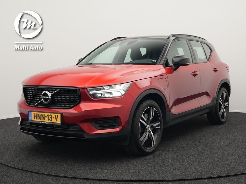 Rood Gebruikt 2021 Volvo XC40 R-Design SUV | € 31.840 (Super prijs) - Afbeelding 1/4