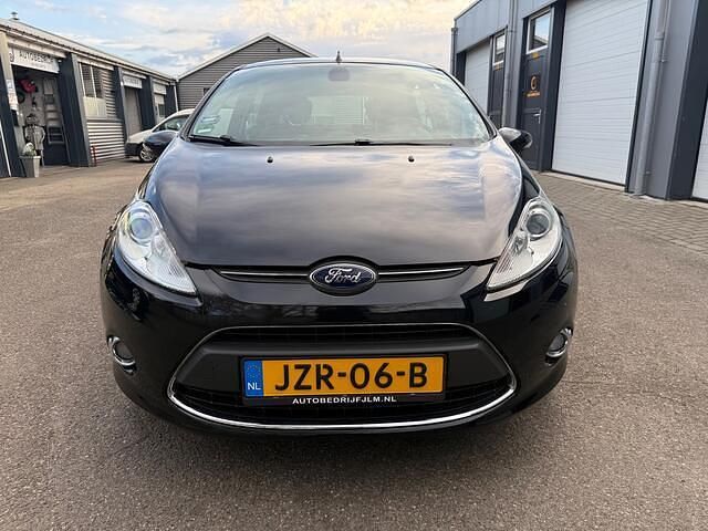 Occasion Ford Fiesta Titanium 82 PK (60 kW) 2012 Zwart (metallic) Hatchback