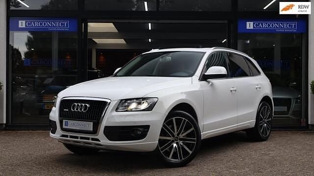 Wit, metallic lak Gebruikt 2009 Audi Q5 Proline SUV | € 17.990 (Duur) - Afbeelding 1/4