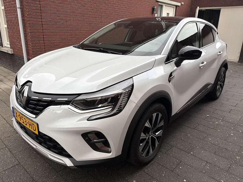 Wit Gebruikt 2023 Renault Captur Techno SUV | € 18.500 (Goede deal) - Afbeelding 1/4