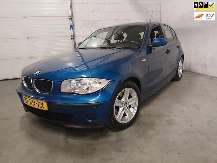 Blauw Gebruikt 2005 BMW 116 Hatchback | € 1.950 (Goede deal) - Afbeelding 1/4