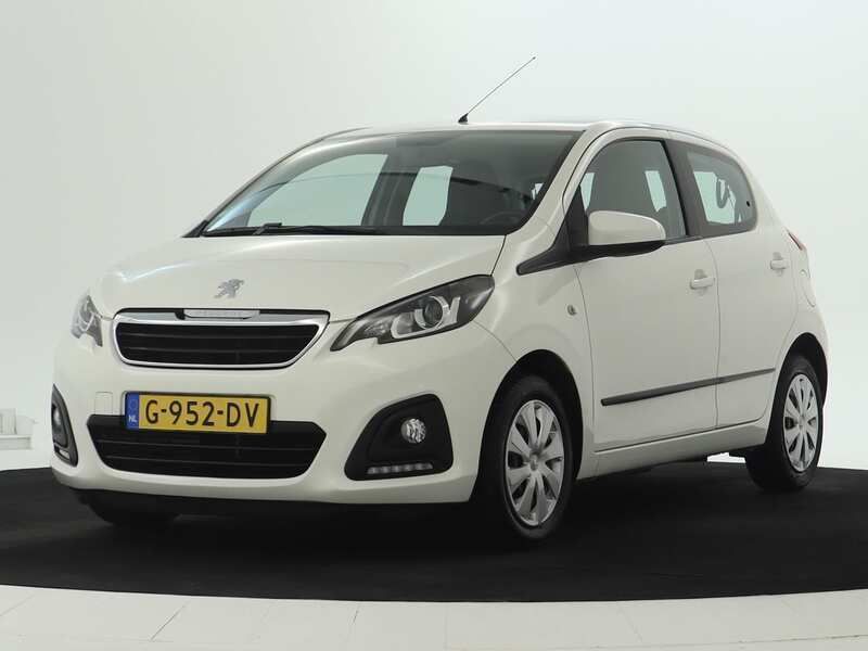 Wit Gebruikt 2019 Peugeot 108 Active Hatchback | € 8.295 (Eerlijke prijs) - Afbeelding 1/4