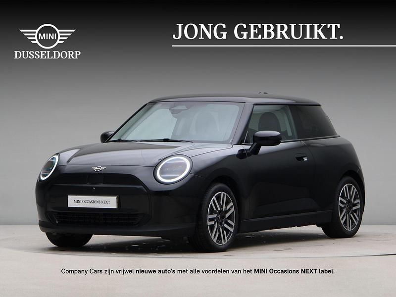 Nieuw Mini Cooper Classic 135 kW (184 PK) 2025 Zwart Hatchback