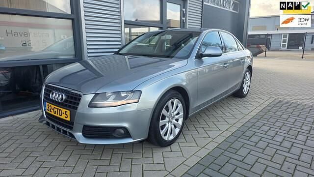 Grijs Gebruikt 2008 Audi A4 Business Sedan | € 4.250 (Iets duurder) - Afbeelding 1/4