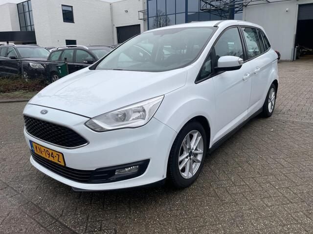 Wit Gebruikt 2016 Ford Grand C-Max Trend MPV | € 3.250 - Afbeelding 1/4