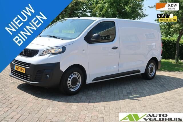 Wit Gebruikt 2023 Peugeot Expert S Van | € 14.995 - Afbeelding 1/4