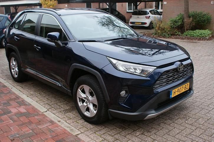 Gebruikt 2020 Toyota RAV4 Active | € 25.900 (Eerlijke prijs) - Afbeelding 1/4
