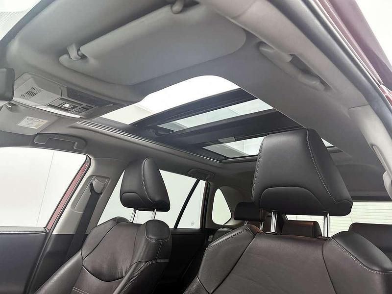 Occasion Toyota RAV4 Hybrid Executive 163 PK (119 kW) 2021 Rood (metallic) SUV