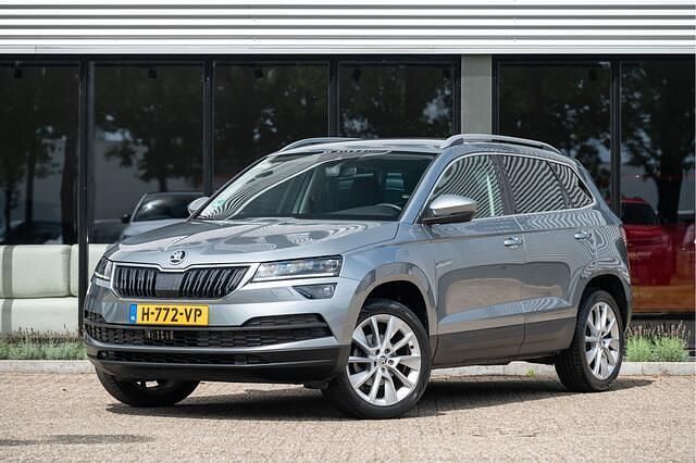 Grijs Gebruikt 2020 Skoda Karoq Style SUV | € 23.900 (Iets duurder) - Afbeelding 1/4