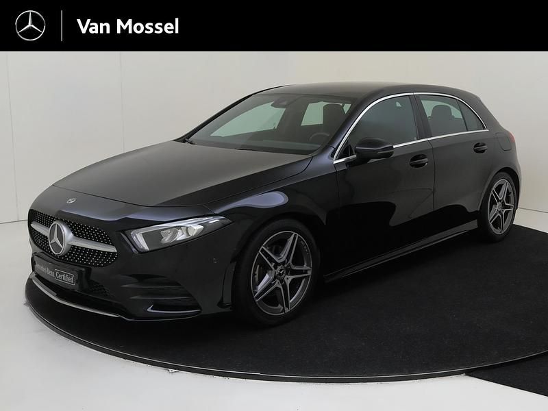 Zwart Gebruikt 2019 Mercedes A180 Business Hatchback | € 23.945 (Eerlijke prijs) - Afbeelding 1/4