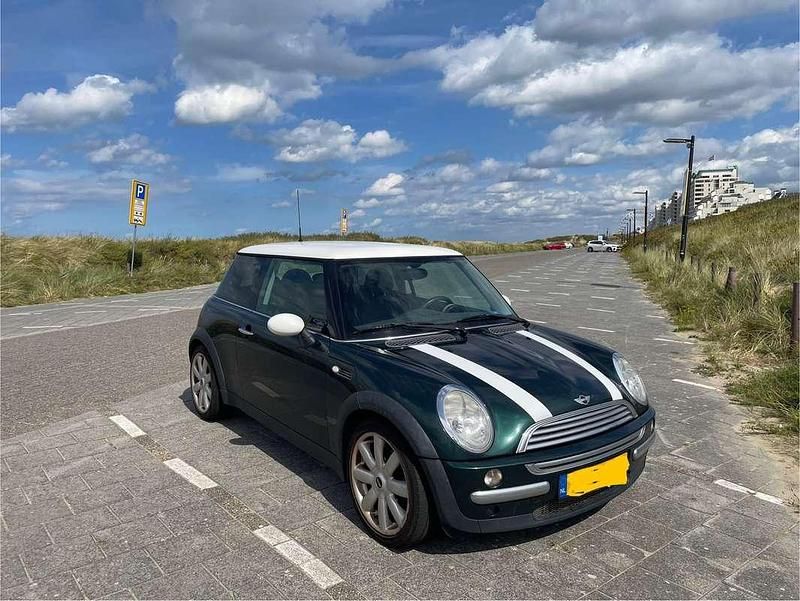 Groen Gebruikt 2002 Mini Cooper Chili Hatchback | € 1.995 (Eerlijke prijs) - Afbeelding 1/4