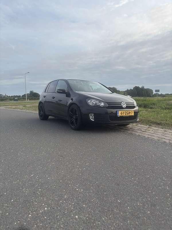 Zwart Gebruikt 2009 VW Golf VI Trendline Stationwagen | € 4.500 (Eerlijke prijs) - Afbeelding 1/4