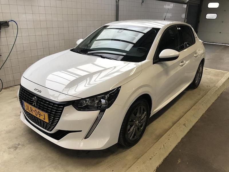Wit Gebruikt 2021 Peugeot 208 Style Hatchback | € 17.940 (Eerlijke prijs) - Afbeelding 1/4
