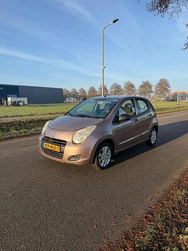 Occasion 2010 Suzuki Alto Hatchback | € 2.450 (Eerlijke prijs) - Afbeelding 1/4