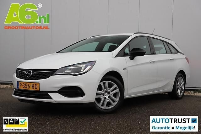 Summit white Gebruikt 2022 Opel Astra Edition Stationwagen | € 14.900 (Super prijs) - Afbeelding 1/4