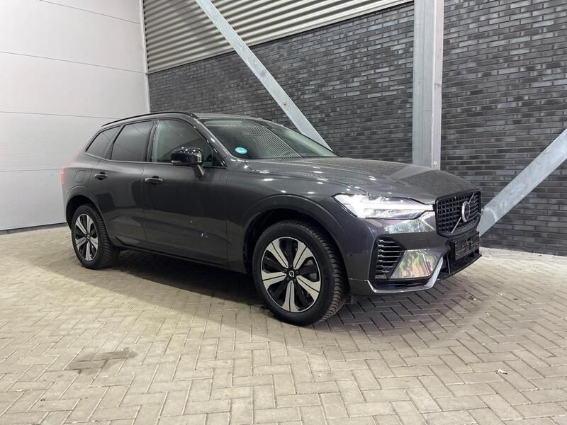 Grijs Gebruikt 2025 Volvo XC60 Plus SUV | € 60.800 (Eerlijke prijs) - Afbeelding 1/1