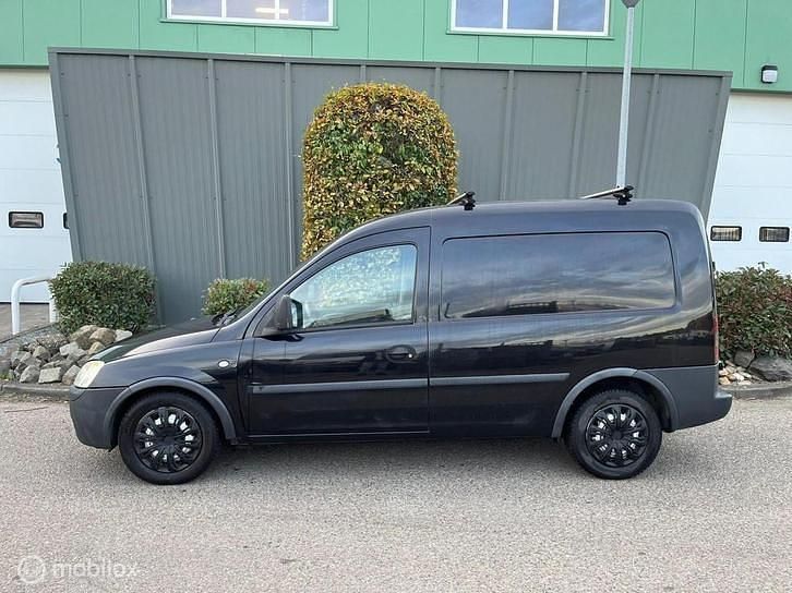 Occasion Opel Combo Comfort 75 PK (55 kW) 2009 Overige Sedan