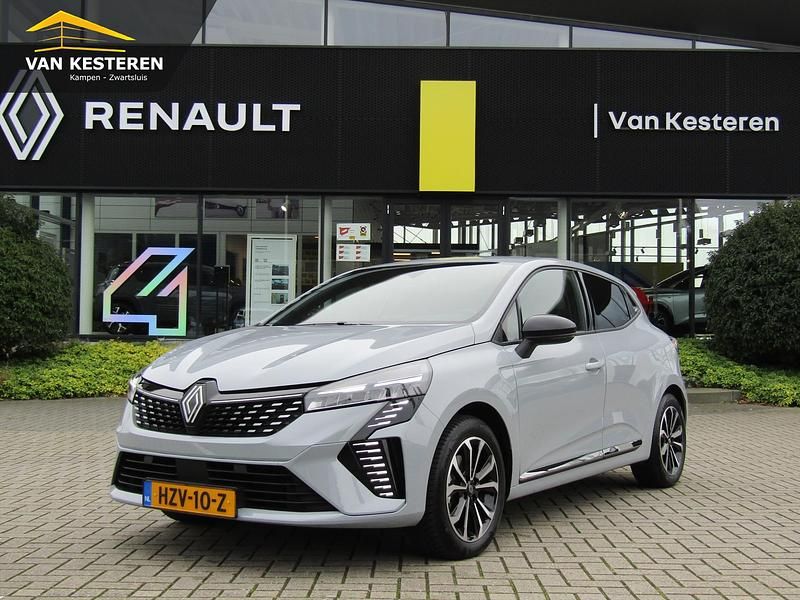 Grijs Occasion 2025 Renault Clio V Techno Hatchback | € 26.735 (Eerlijke prijs) - Afbeelding 1/4