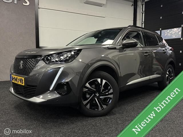 Grijs Gebruikt 2020 Peugeot 2008 Allure SUV | € 15.499 (Goede deal) - Afbeelding 1/4
