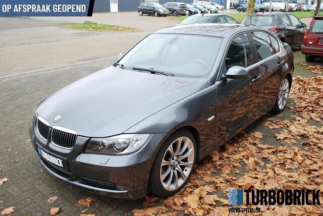 Occasion BMW 325 Executive 218 PK (160 kW) 2007 Grijs (metallic) Sedan