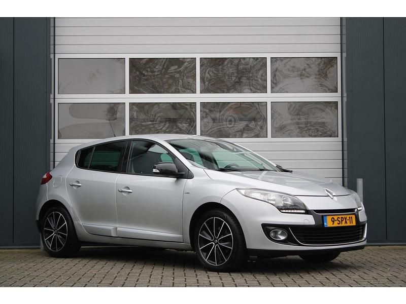 Grijs Gebruikt 2013 Renault Mégane GT Line GT-Line Hatchback | € 3.999 (Eerlijke prijs) - Afbeelding 1/4