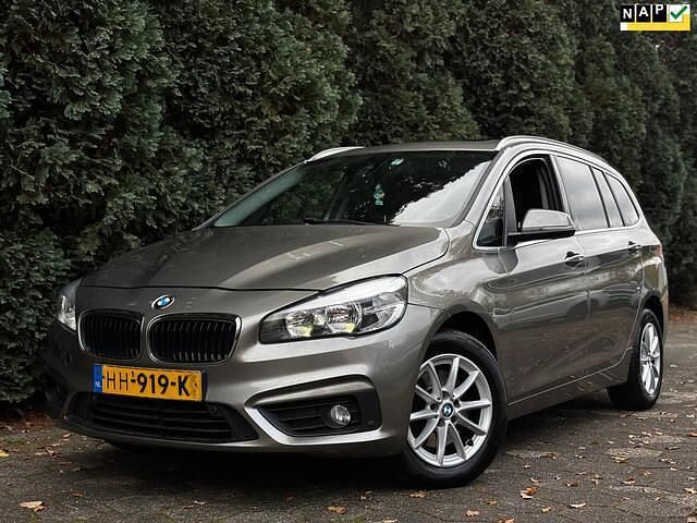 Grijs Gebruikt 2015 BMW 218 Stationwagen | € 4.250 - Afbeelding 1/4