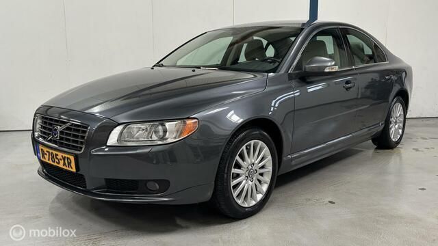 Grijs Gebruikt 2006 Volvo S80 Summum Sedan | € 11.945 (Eerlijke prijs) - Afbeelding 1/4