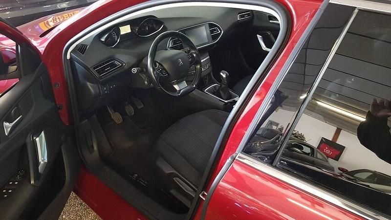 Occasion Peugeot 308 SW 2015 Rood Stationwagen