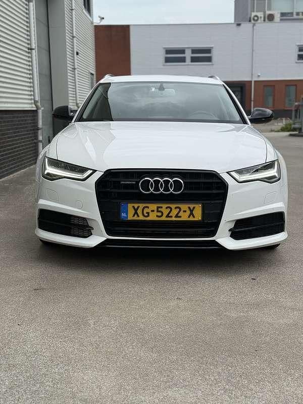 Wit Gebruikt 2018 Audi A6 Stationwagen | € 14.250 (Duur) - Afbeelding 1/4