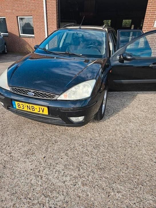 Gebruikt 2003 Ford Focus | € 950 (Eerlijke prijs) - Afbeelding 1/4
