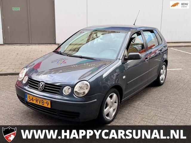 Grijs Gebruikt 2004 VW Polo Hatchback | € 1.845 (Eerlijke prijs) - Afbeelding 1/4