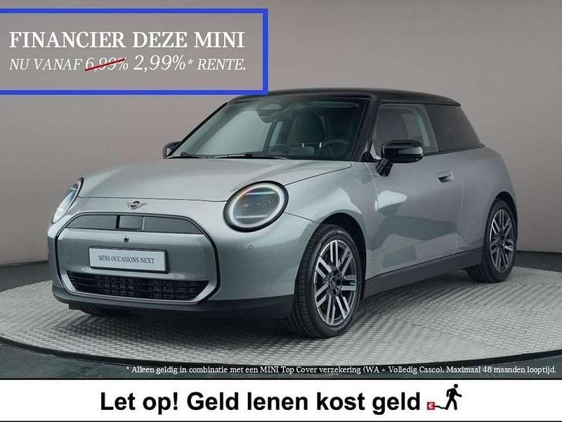 Grijs Nieuw 2024 Mini Cooper Classic Hatchback | € 30.250 (Eerlijke prijs) - Afbeelding 1/4