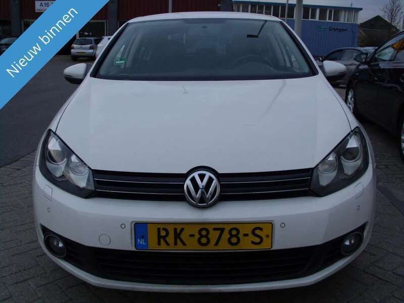 Wit, metallic lak Gebruikt 2009 VW Golf VI Stationwagen | € 2.999 (Super prijs) - Afbeelding 1/4