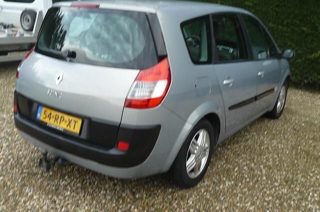Occasion Renault Grand Scénic II Luxe 113 PK (83 kW) 2005 Beige MPV