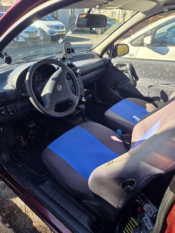 Occasion Opel Corsa 65 PK (47 kW) 1998 Rood Hatchback