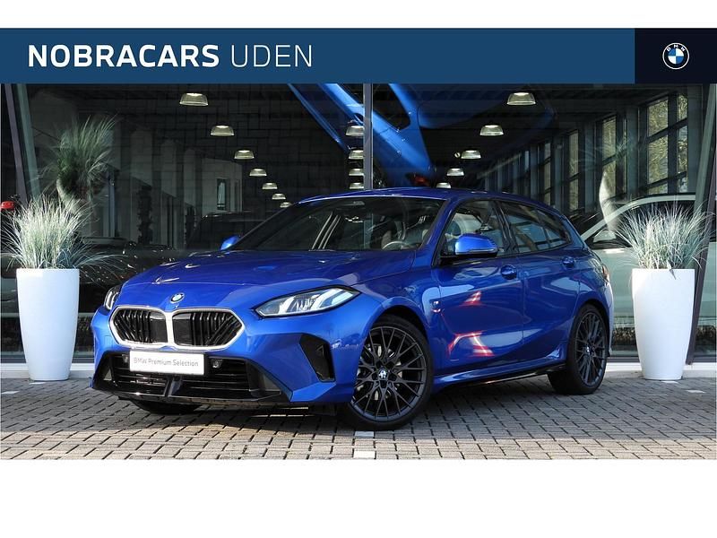 Occasion BMW 120 M Sport 156 PK (114 kW) 2025 Blauw Hatchback