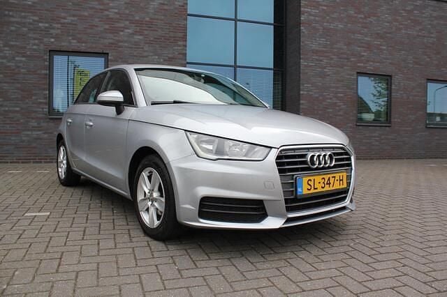 Occasion Audi A1 Sportback Sport 90 PK (66 kW) 2015 Grijs Hatchback