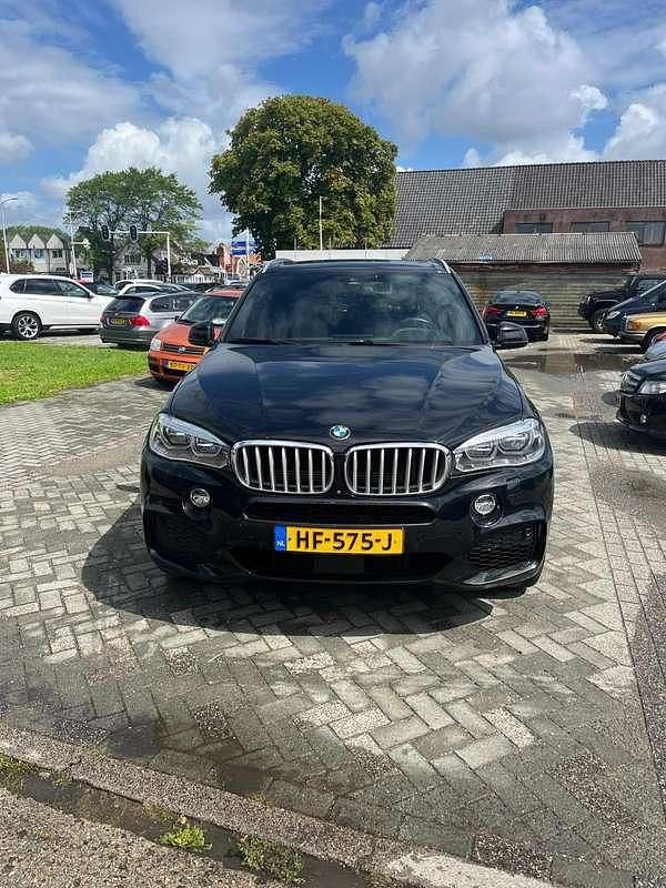 Zwart Gebruikt 2015 BMW X5 Executive SUV | € 17.950 (Eerlijke prijs) - Afbeelding 1/4