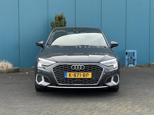 Occasion Audi A3 Sportback Business 111 PK (81 kW) 2020 Grijs Hatchback