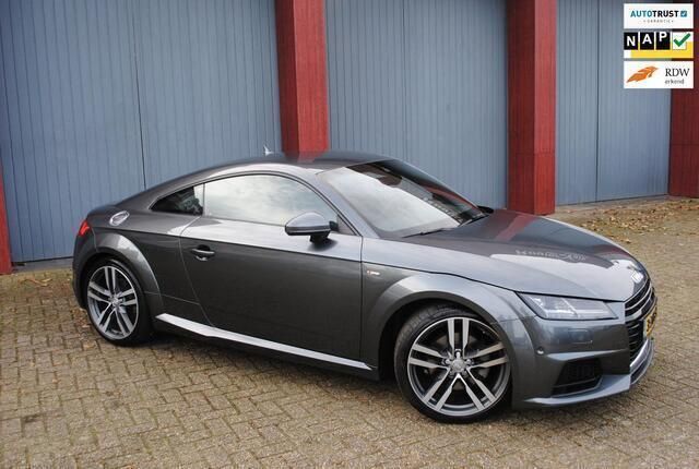 Grijs Gebruikt 2015 Audi TT Proline Coupé | € 25.450 (Iets duurder) - Afbeelding 1/4