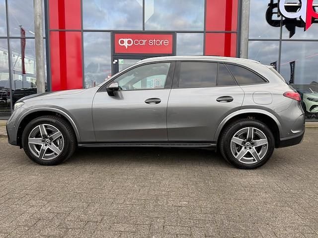 Occasion Mercedes GLC300e AMG line 313 PK (230 kW) 2023 Grijs SUV