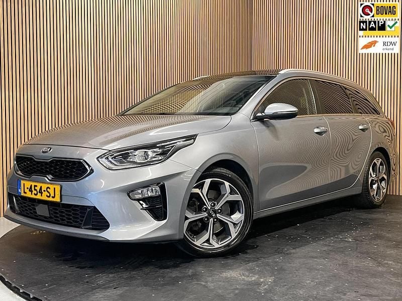 Grijs Gebruikt 2021 Kia Ceed Sportswagon Stationwagen | € 14.445 (Eerlijke prijs) - Afbeelding 1/1