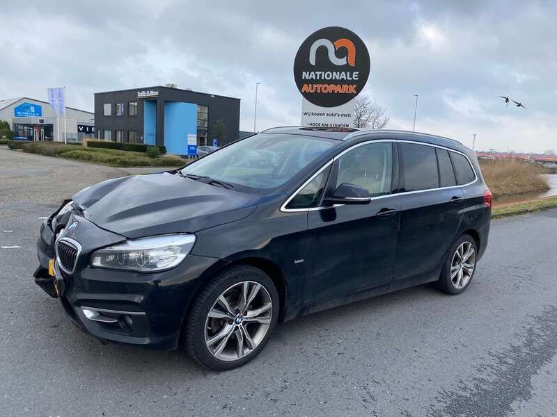 Zwart Gebruikt 2015 BMW 216 Gran Tourer MPV | € 6.499 (Eerlijke prijs) - Afbeelding 1/4